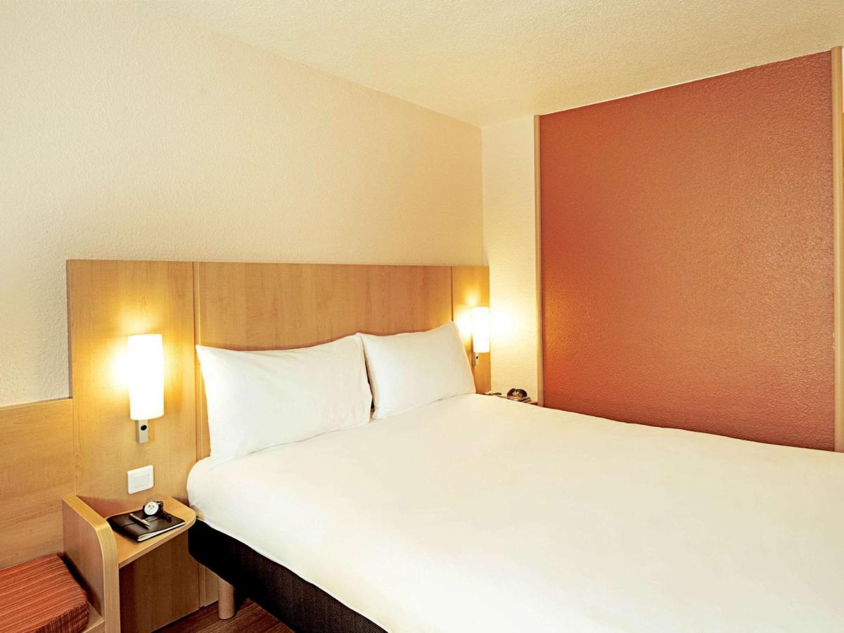 Ibis Swansea Hotel Exterior photo