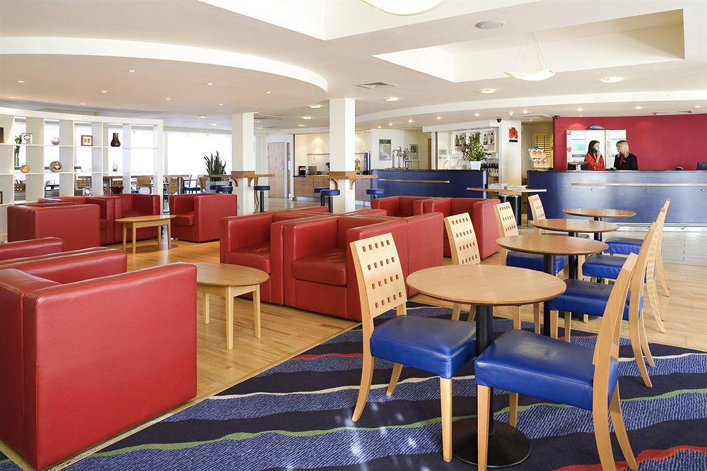 Ibis Swansea Hotel Exterior photo