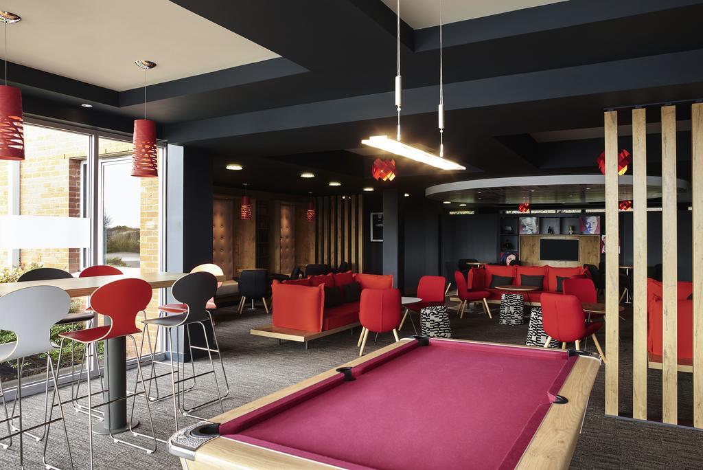 Ibis Swansea Hotel Exterior photo
