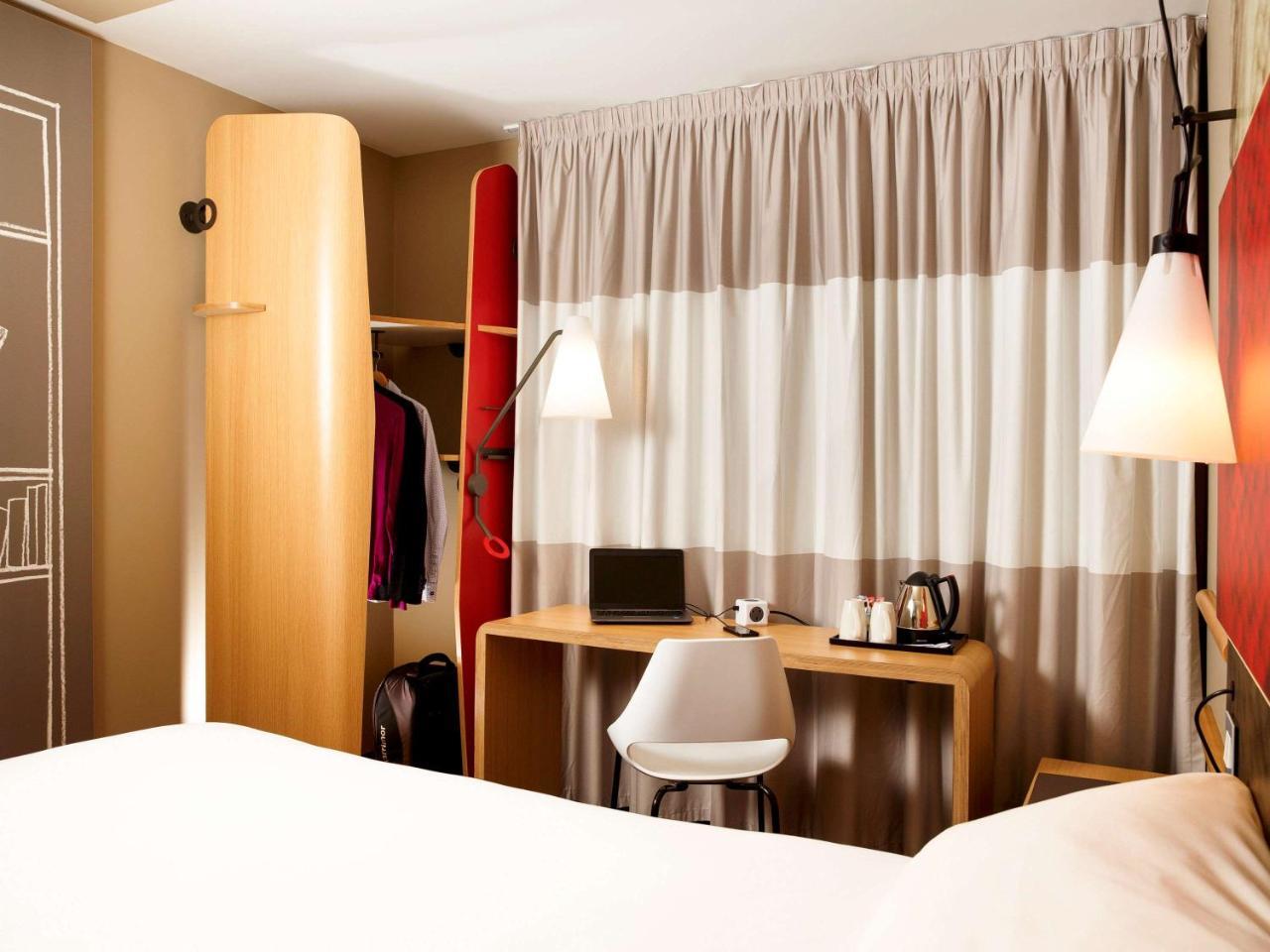 Ibis Swansea Hotel Exterior photo